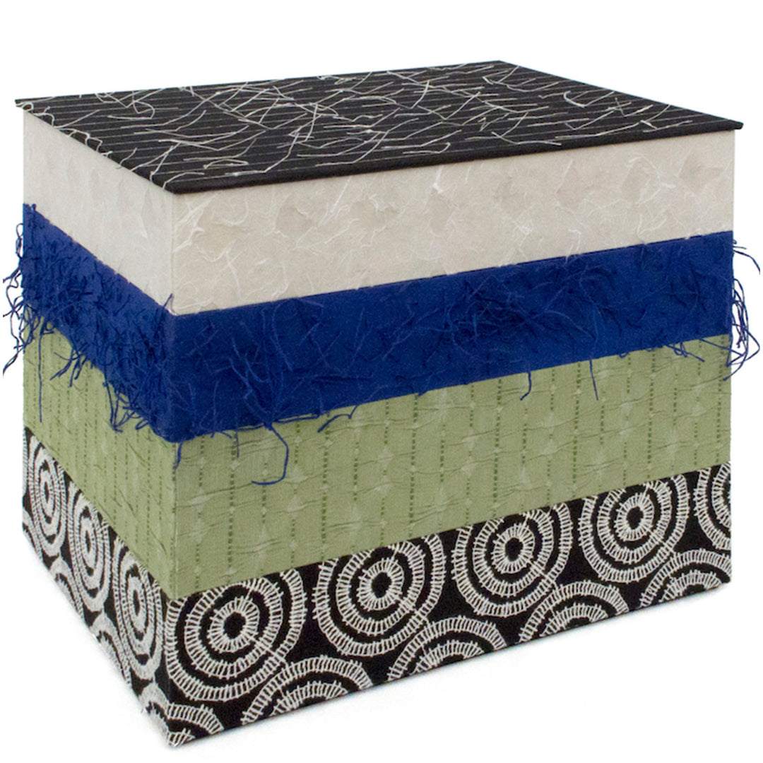 Box2_0_720x.jpg?v=1736003133