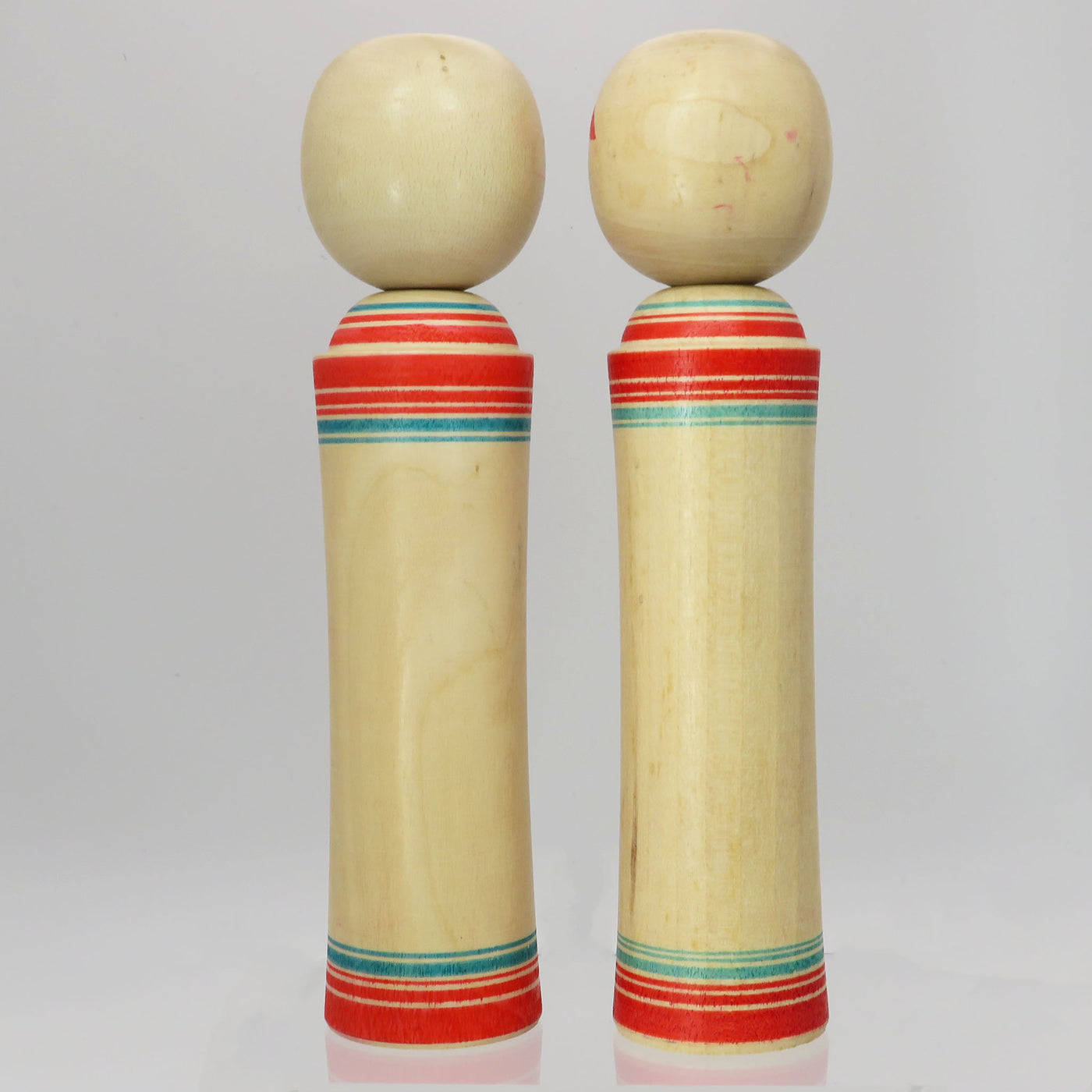 KO239 Vintage Kokeshi - Set of Two