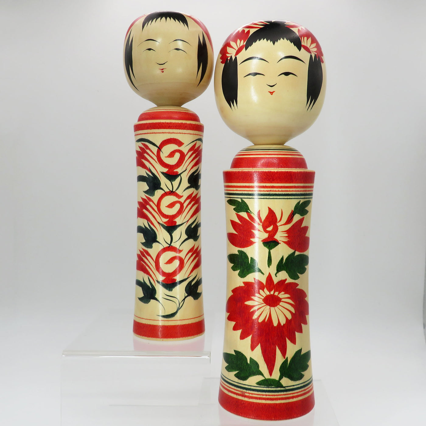 KO240 Vintage Kokeshi - Set of Two
