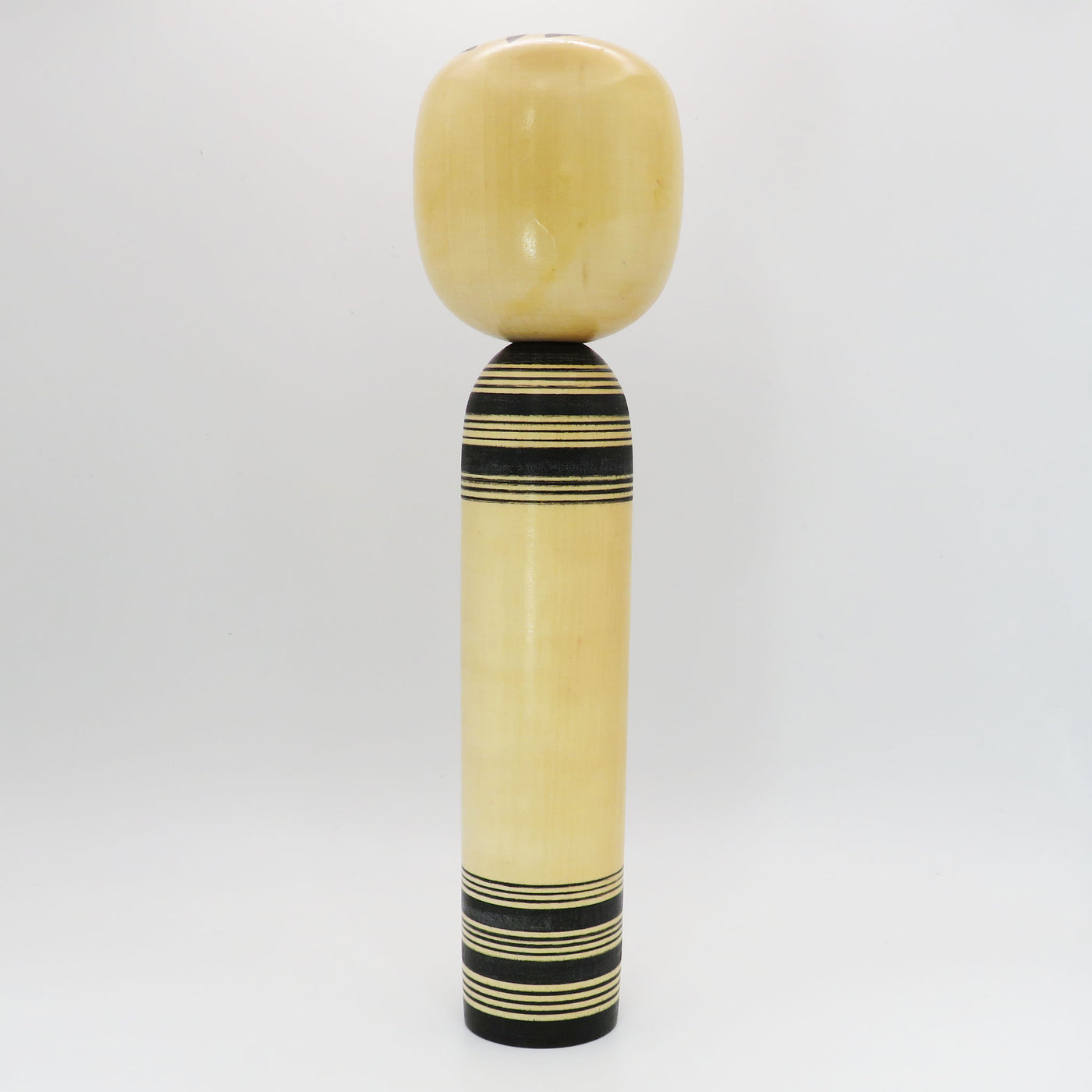 KO245 Vintage Kokeshi M