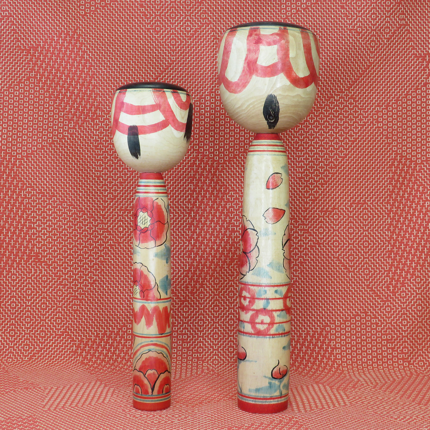 KO423 Nakanosawa Kokeshi Set of Two XL