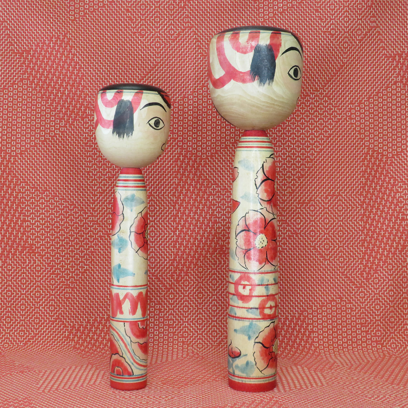 KO423 Nakanosawa Kokeshi Set of Two XL