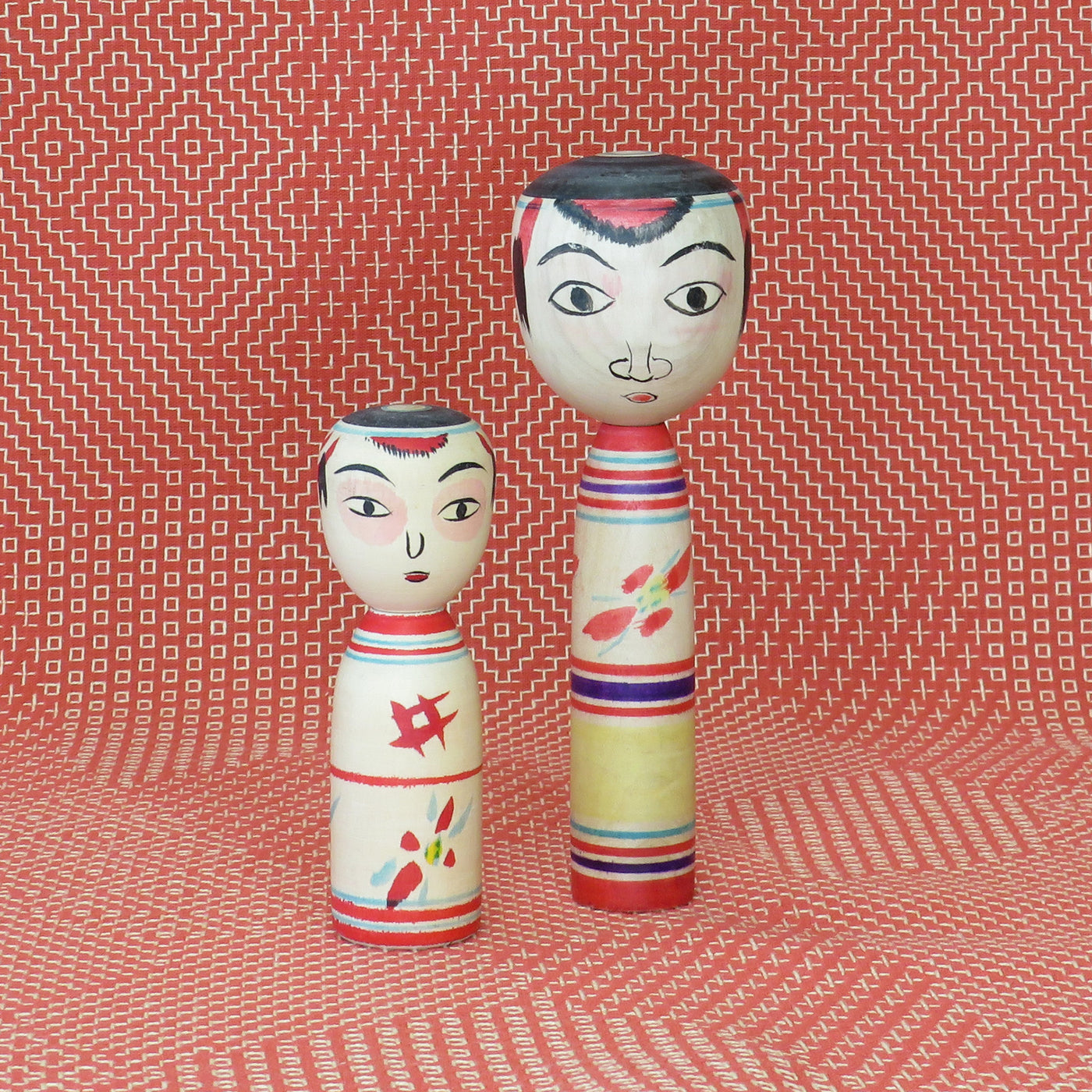 KO425 Nakanosawa Kokeshi Set of Two S
