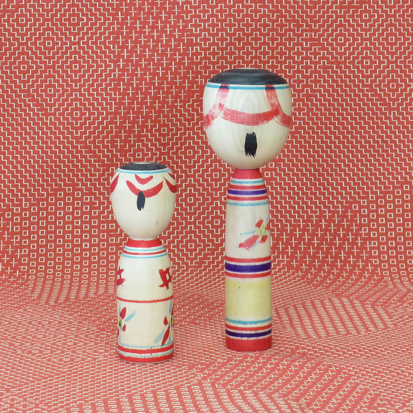 KO425 Nakanosawa Kokeshi Set of Two S