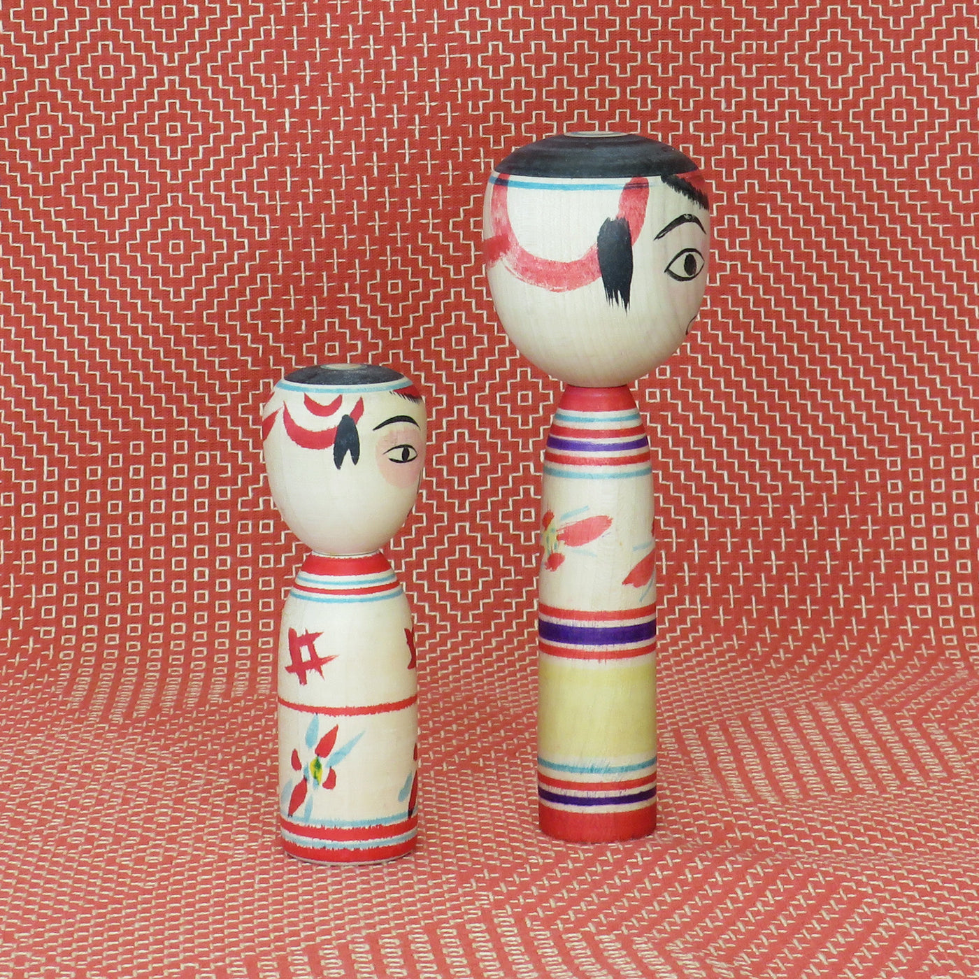 KO425 Nakanosawa Kokeshi Set of Two S