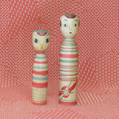 KO426 Nakanosawa Kokeshi Set of Two XS