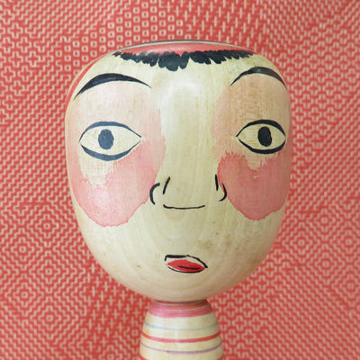KO428 Nakanosawa Kokeshi M